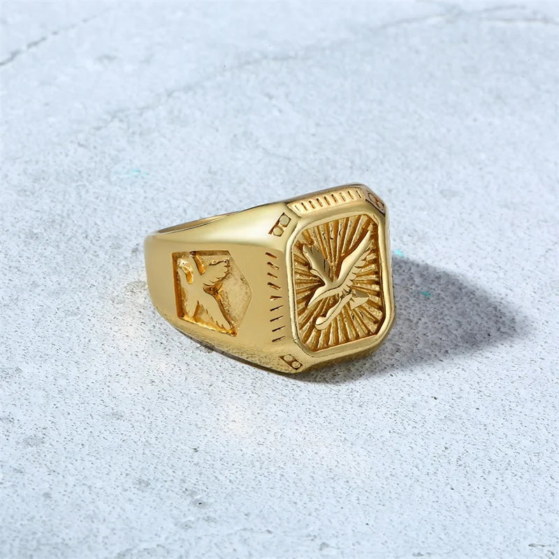 Bald Eagle Signet Ring - Grandeur Prestige